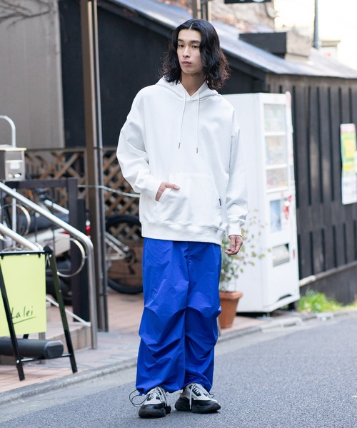 brknhome(ブロークンホーム)の「【brknhome/ブロークンホーム】 ビッグロゴバックプリントパーカー(パーカー・メンズ・ホワイト/ブラック・MEDIUM/LARGE)」の19枚目の写真