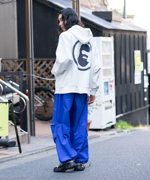 brknhome(ブロークンホーム)の「【brknhome/ブロークンホーム】 ビッグロゴバックプリントパーカー(パーカー・メンズ・ホワイト/ブラック・MEDIUM/LARGE)」の20枚目の写真