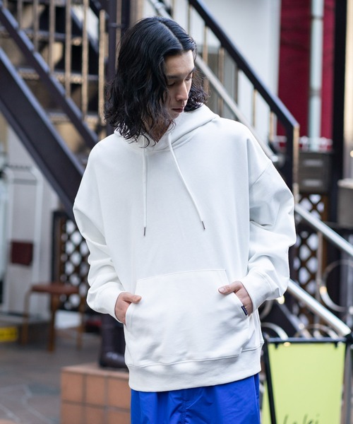 brknhome(ブロークンホーム)の「【brknhome/ブロークンホーム】 ビッグロゴバックプリントパーカー(パーカー・メンズ・ホワイト/ブラック・MEDIUM/LARGE)」の15枚目の写真