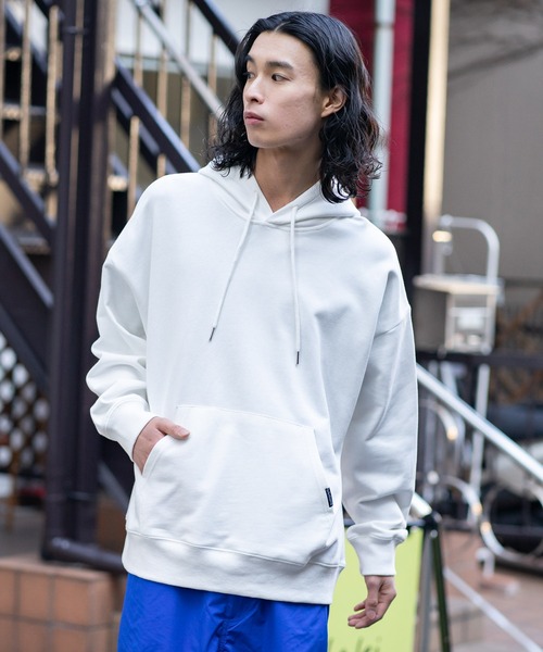 brknhome(ブロークンホーム)の「【brknhome/ブロークンホーム】 ビッグロゴバックプリントパーカー(パーカー・メンズ・ホワイト/ブラック・MEDIUM/LARGE)」の16枚目の写真