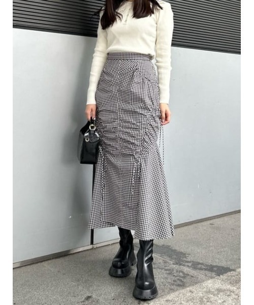 SLY（スライ）の「SHIRRING STRING M/SK シャーリング ストリング ミディ スカート（スカート・レディース・オフホワイト/ブラック/マルチ・2/1）」の21枚目の写真