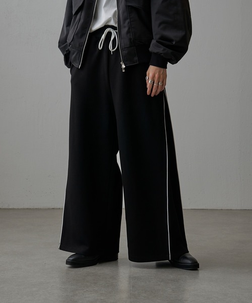 Lui's（ルイス）の「ポンチパイピングパンツ（その他パンツ・メンズ・チャコールグレー/ブラック・S/M）」の9枚目の写真