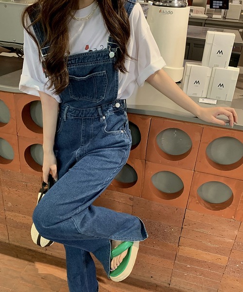 meJane（ミージェーン）の「サイドスリットデニムオーバーオール