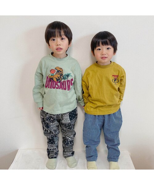 BREEZE（ブリーズ）の「【WEB限定・ユニセックス】カラバリプリント長袖Tシャツ（Tシャツ/カットソー・キッズ・グレー/オフホワイト/エメラルド/ブラック/サックスブルー/カーキ/イエロー/パープル/チャコール/オレンジ・90/100/150/110/120/130/140）」の14枚目の写真