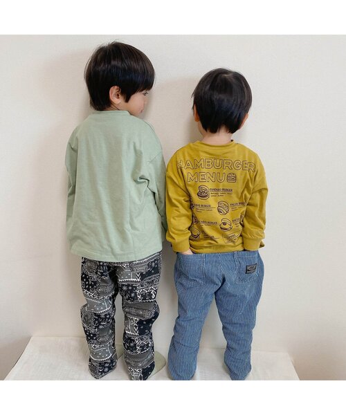 BREEZE（ブリーズ）の「【WEB限定・ユニセックス】カラバリプリント長袖Tシャツ（Tシャツ/カットソー・キッズ・グレー/オフホワイト/エメラルド/ブラック/サックスブルー/カーキ/イエロー/パープル/チャコール/オレンジ・90/100/150/110/120/130/140）」の15枚目の写真