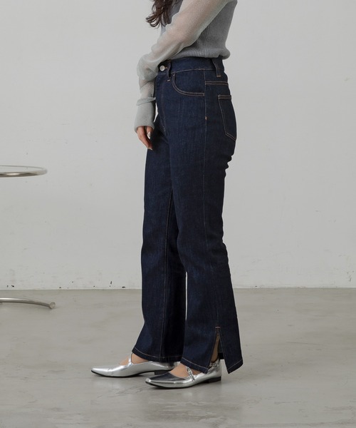 Auntie Rosa Holiday（アンティローザホリデー）の「【骨格ウェーブ】サイドスリットフレアデニム（デニムパンツ・レディース・ブラック/ネイビー・マルチサイズ）」の6枚目の写真