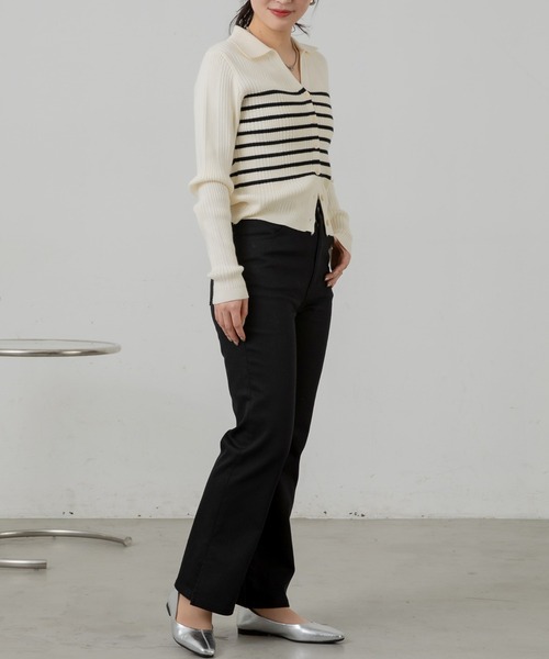 Auntie Rosa Holiday（アンティローザホリデー）の「【骨格ウェーブ】サイドスリットフレアデニム（デニムパンツ・レディース・ブラック/ネイビー・マルチサイズ）」の4枚目の写真