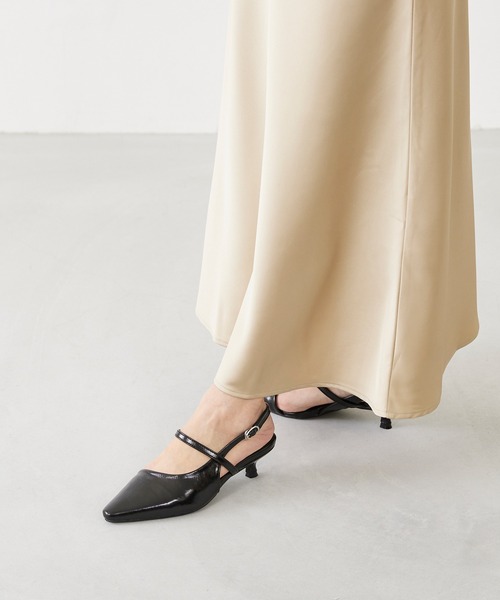 menue(メヌエ)の「ポインテッドトゥ スリングバック パンプス(パンプス・レディース・シルバー/ブラック・23.5cm/23.0cm/26.0cm/25.5cm/25.0cm/24.5cm/24.0cm/22.5cm/22.0cm/21.5cm)」の8枚目の写真