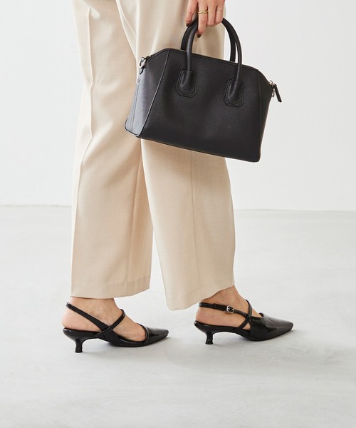 menue(メヌエ)の「ポインテッドトゥ スリングバック パンプス(パンプス・レディース・シルバー/ブラック・23.5cm/23.0cm/26.0cm/25.5cm/25.0cm/24.5cm/24.0cm/22.5cm/22.0cm/21.5cm)」の15枚目の写真