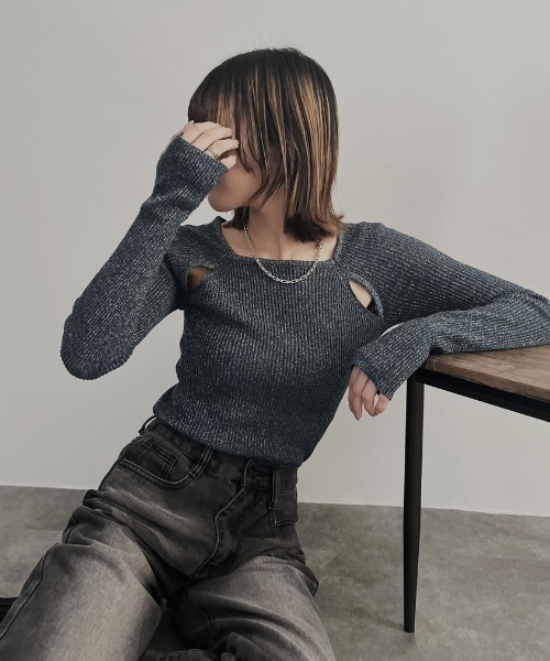 ニット セーター スリットショルダーラメニット／slit shoulder lame knit スリットショルダーニット ショルダーカット 肩開き カ セール】スリットショルダーラメニット／slit shoulder lame