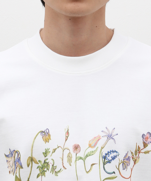 EDIFICE(エディフィス)の「【untitled artworks / アンタイトルドアートワークス】ee Flower Lettering(Tシャツ/カットソー・メンズ・ホワイト・MEDIUM/SMALL)」の6枚目の写真