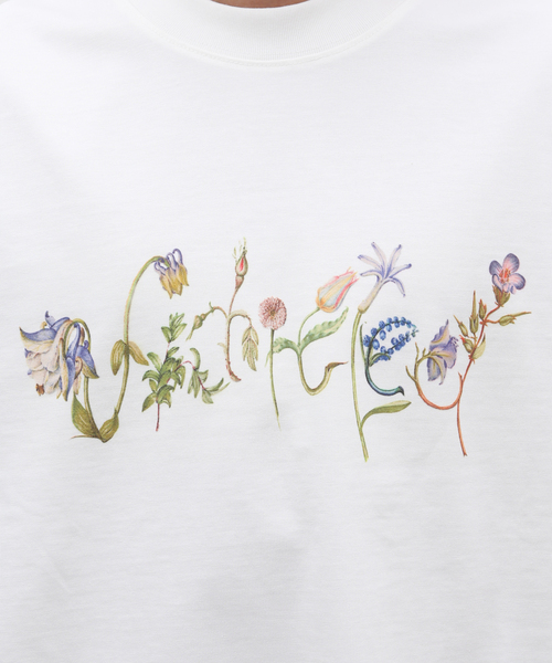 EDIFICE(エディフィス)の「【untitled artworks / アンタイトルドアートワークス】ee Flower Lettering(Tシャツ/カットソー・メンズ・ホワイト・MEDIUM/SMALL)」の10枚目の写真