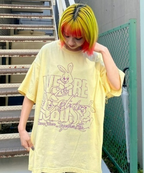 Candy Stripper(キャンディストリッパー)の「WE ARE ROBUST BIG Tシャツ(Tシャツ/カットソー・レディース・ピンク/イエロー/オフホワイト/ブラック・2)」の12枚目の写真