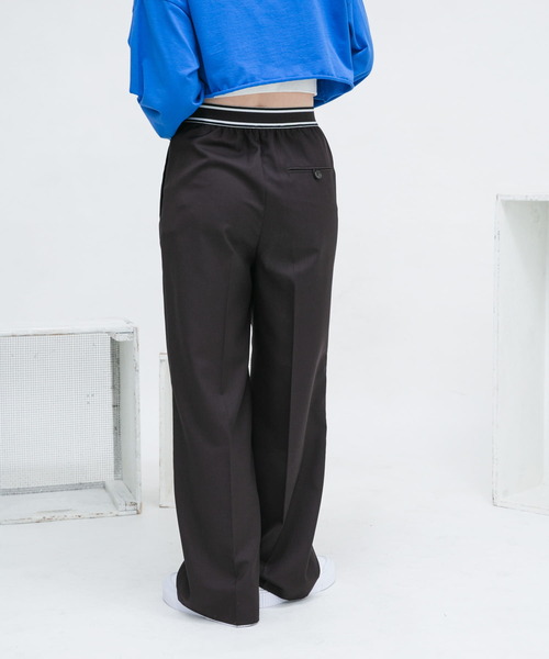 KBF(ケイビーエフ)の「ウエストゴムデザインイージーパンツ(その他パンツ・レディース・チャコールグレー/グレー/ベージュ・ONE)」の6枚目の写真