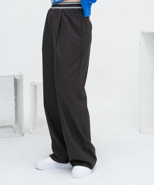 KBF(ケイビーエフ)の「ウエストゴムデザインイージーパンツ(その他パンツ・レディース・チャコールグレー/グレー/ベージュ・ONE)」の7枚目の写真