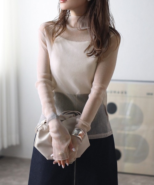 Bonjour Sagan（ボンジュールサガン）の「ラメシアーハイネックプルオーバー（Tシャツ/カットソー・レディース・ライトベージュ/ライトグレー・FREE）」の15枚目の写真