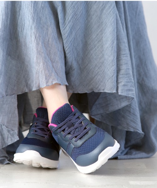 SLACK FOOTWEAR（スラックフットウェア）の「【MESSOULIERS】ウォーキングシューズ（スニーカー・レディース・ネイビー/ブラック・23/24/22.5/24.5/23.5）」の10枚目の写真