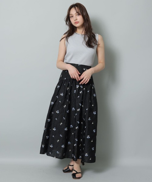よっちゃん　定価2万　リランドチュール ジャガードタックスカート 花柄 よっちゃん様専用 定価2万 リランドチュール ジャガードタックス