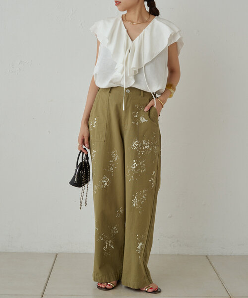 LOUNGEDRESS（ラウンジドレス）の「フリルカラーノースリブラウス 