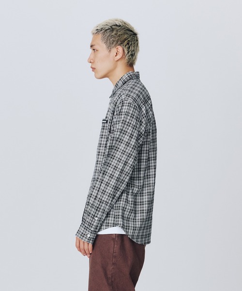 XLARGE(エクストララージ)の「PLAID L/S SHIRT(シャツ/ブラウス・メンズ・ブラック/グリーン/ブラウン・XL/L/M/S)」の11枚目の写真