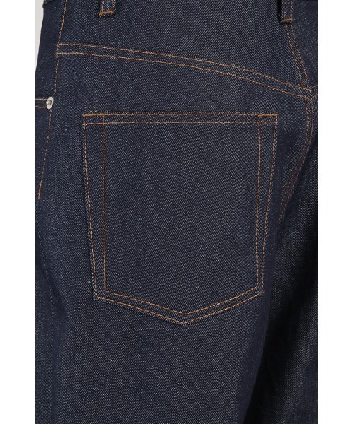 1chaku.(イッチャク)の「クロップドハイウエストロールアップデニム(デニムパンツ・レディース・ブラック/インディゴブルー・マルチサイズ)」の15枚目の写真