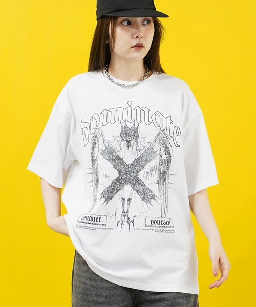 Beno(ビーノ)の「シルキータッチビックシルエットマルチプリントTシャツ(Tシャツ/カットソー・メンズ・ホワイト系1/ブラック系4/ブラック系2/ホワイト系3/ブラック系3/ホワイト系4/ホワイト系2/ブラック系1/ホワイト系5/ホワイト系6/ブラック系5/ブラック系6/ブラック系7/ブラック系8/ホワイト系7/ホワイト系8・LARGE/MEDIUM/X-LARGE)」の5枚目の写真