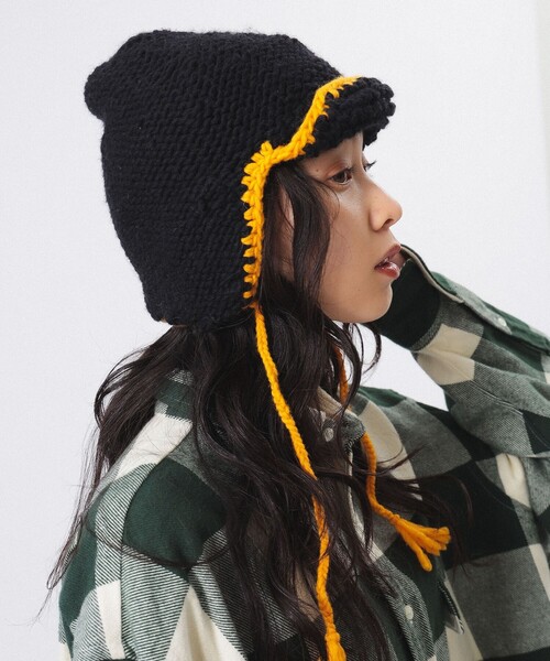 BEAMS BOY（ビームスボーイ）の「2トーン イヤー キャップ（ニットキャップ/ビーニー・レディース・ブラック/グレー/オフホワイト・ONE SIZE）」の6枚目の写真