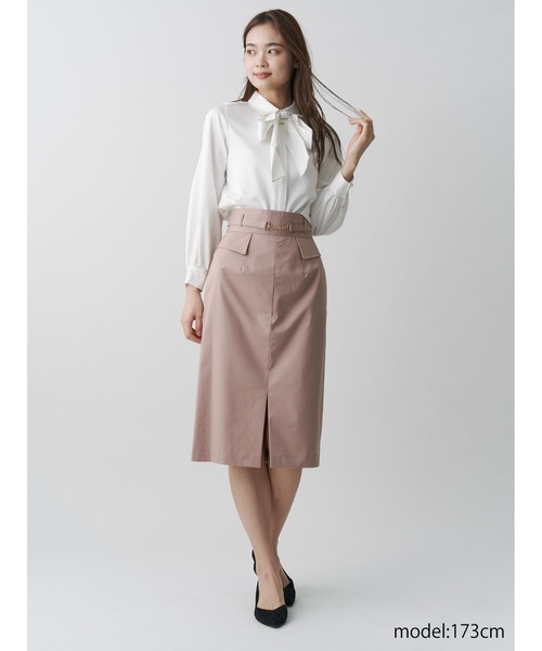 TONAL（トーナル）の「ビットベルトフラップタイトスカート（スカート
