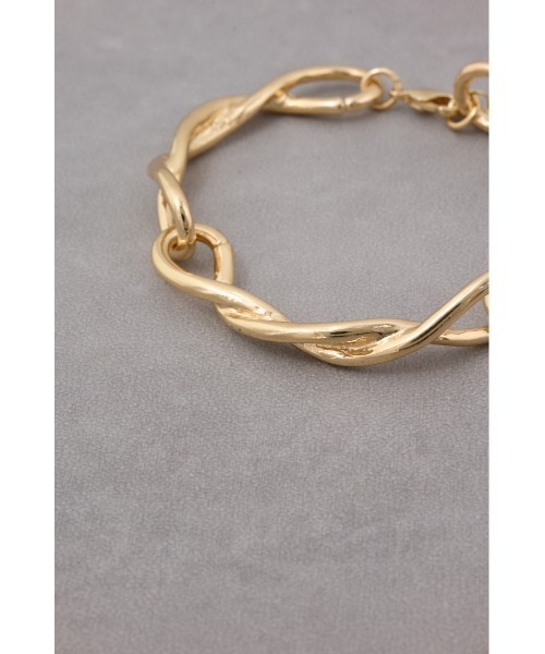 AZUL by moussy(アズールバイマウジー)の「ツイストチェーンブレスレット(ブレスレット・レディース・ゴールド系その他/シルバー・FREE)」の4枚目の写真