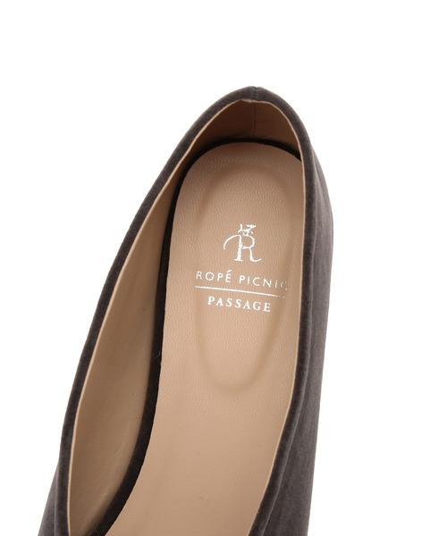 ROPE' PICNIC（ロペピクニック）の「リボンギャザーベロアパンプス（パンプス・レディース・チャコールグレー/ブラック・24.0cm/23.5cm/23.0cm/24.5cm）」の8枚目の写真