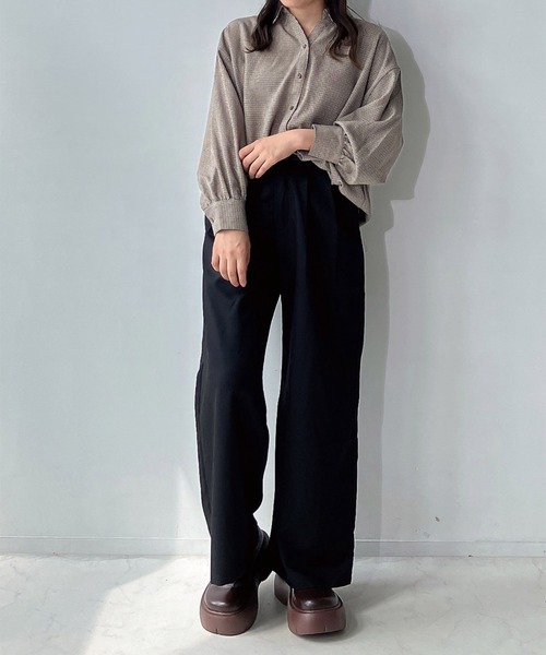 AS KNOW AS plus（アズノゥアズプラス）の「◇ベルト付き タックワイドスラックスパンツ（スラックス・レディース・グレー/グレー系/ブラック/ブラウン系・FREE）」の13枚目の写真