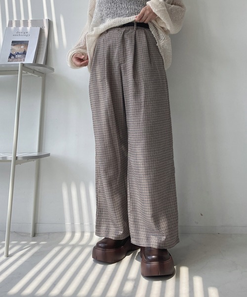 AS KNOW AS plus（アズノゥアズプラス）の「◇ベルト付き タックワイドスラックスパンツ（スラックス・レディース・グレー/グレー系/ブラック/ブラウン系・FREE）」の20枚目の写真