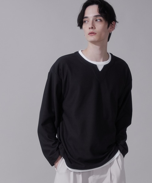 BROWNY（ブラウニー）の「BROWNY/フェイクレイヤードキーネックT（Tシャツ/カットソー・メンズ・ベージュ/チャコール・LARGE/MEDIUM）」の13枚目の写真