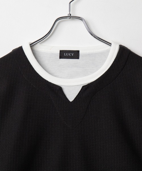 BROWNY（ブラウニー）の「BROWNY/フェイクレイヤードキーネックT（Tシャツ/カットソー・メンズ・ベージュ/チャコール・LARGE/MEDIUM）」の5枚目の写真