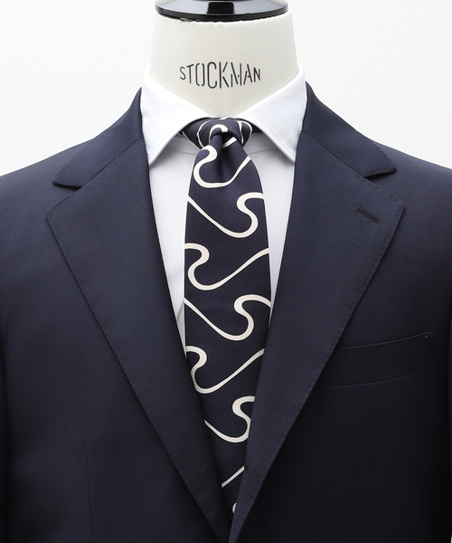 EDIFICE(エディフィス)の「【Holliday & Brown】Ex.ジオメトリックプリント JA042341/O9314/O9499(ネクタイ・メンズ・コバルトブルー/ダークブルー/ネイビー/クリアブルー・FREE)」の2枚目の写真