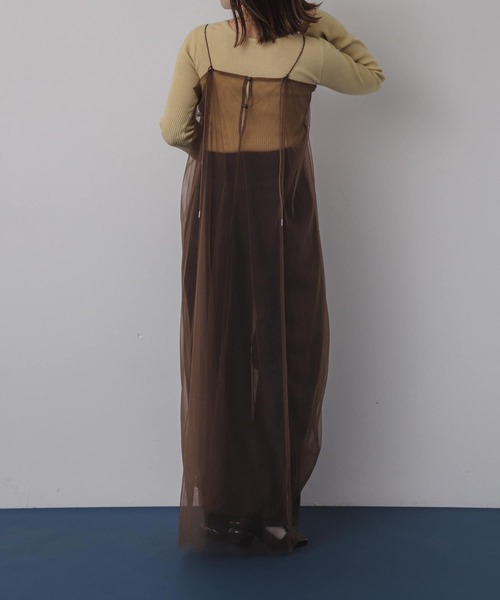 SENSE OF PLACE by URBAN RESEARCH(センスオブプレイスバイアーバンリサーチ)の「チュールレイヤードキャミワンピース(ワンピース・レディース・アイボリー/ブラウン/チャコールグレー・ONE)」の15枚目の写真