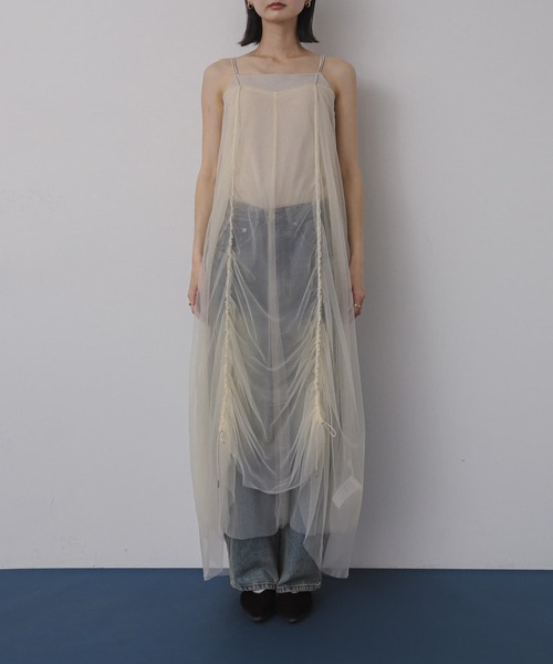 SENSE OF PLACE by URBAN RESEARCH(センスオブプレイスバイアーバンリサーチ)の「チュールレイヤードキャミワンピース(ワンピース・レディース・アイボリー/ブラウン/チャコールグレー・ONE)」の16枚目の写真