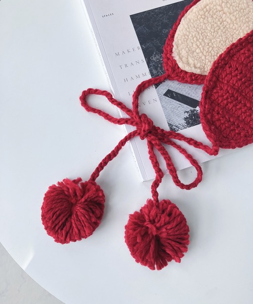 AS KNOW AS plus（アズノゥアズプラス）の「耳あて ポンポンニットイヤーマフ（イヤーマフ・レディース・ブラック/アイボリー/グレー/レッド・FREE）」の9枚目の写真