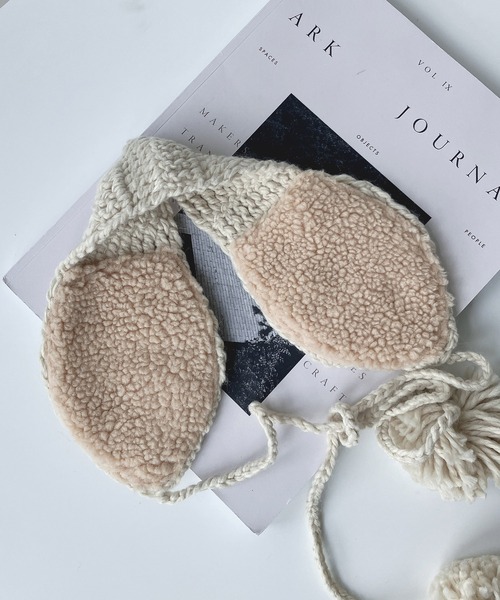 AS KNOW AS plus（アズノゥアズプラス）の「耳あて ポンポンニットイヤーマフ（イヤーマフ・レディース・ブラック/アイボリー/グレー/レッド・FREE）」の14枚目の写真