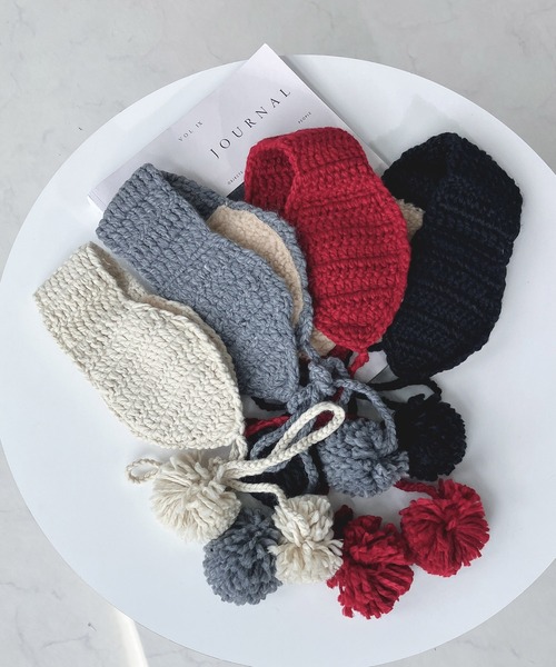 AS KNOW AS plus（アズノゥアズプラス）の「耳あて ポンポンニットイヤーマフ（イヤーマフ・レディース・ブラック/アイボリー/グレー/レッド・FREE）」の22枚目の写真