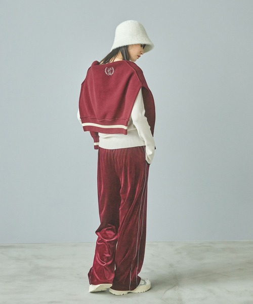 LAKOLE（ラコレ）の「ベロアトラックパンツ / 151771（その他パンツ・レディース・ブラック/グレー/グリーン/ボルドー・FREE）」の10枚目の写真