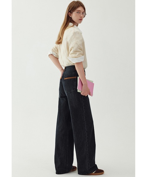 Fano Studios（ファノ ストゥディオズ）の「ミドルウエスト スエードデザイン ストレートデニム FQ24K026【Fano Studios】（デニムパンツ・レディース・ダークブルー・L/M/S）」の3枚目の写真