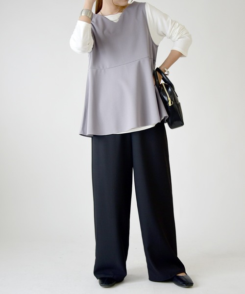 and it_（アンドイット）の「梨地ペプラムプルオーバーベスト（ベスト・レディース・アイボリー/ラベンダー/ブラック/ネイビー・M/L）」の20枚目の写真