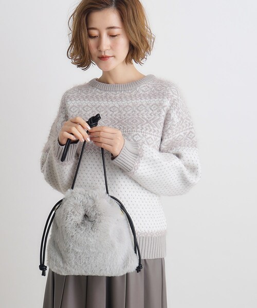 grove（グローブ）の「◆リサイクルエコファー巾着ショルダー（ショルダーバッグ・レディース・グレー/ブラウン系/ライトグレー・00）」の5枚目の写真