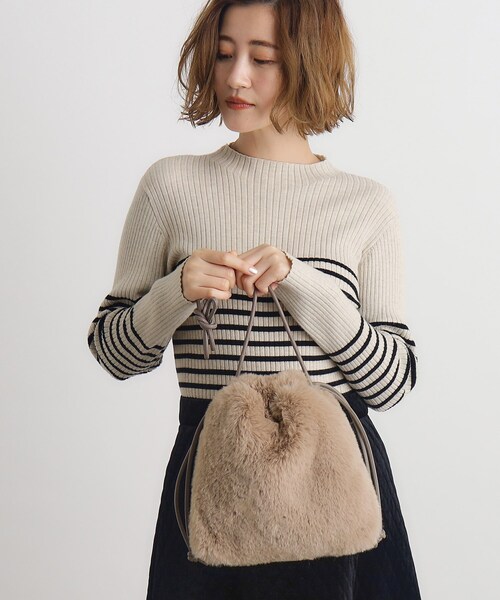 grove（グローブ）の「◆リサイクルエコファー巾着ショルダー（ショルダーバッグ・レディース・グレー/ブラウン系/ライトグレー・00）」の8枚目の写真