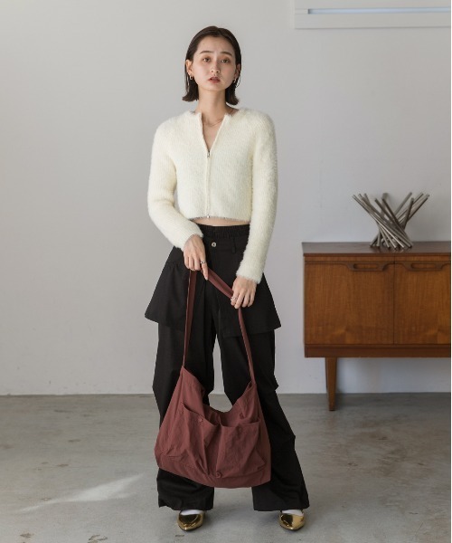 ad thie(アドティエ)の「ポケット付き ショルダーバッグ(ショルダーバッグ・レディース・ブラウン/チャコール/ブラック/アイボリー・FREE)」の19枚目の写真