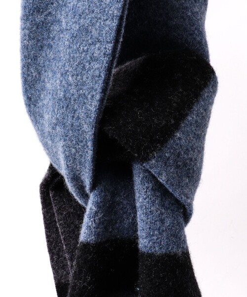 ROBERT MACKIE(ロバートマッキー)の「【ROBERT MACKIE/ロバート・マッキー】CROY MUFFLER 20 24AW(マフラー・メンズ・ブラウン系その他/ブルー系その他/レッド系その他・FREE)」の13枚目の写真