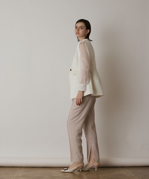 GRACE CONTINENTAL(グレースコンチネンタル)の「ダンボールニットジレジャケット(ノーカラージャケット・レディース・ブラック/キナリ・38/36)」の19枚目の写真