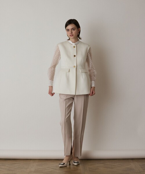 GRACE CONTINENTAL(グレースコンチネンタル)の「ダンボールニットジレジャケット(ノーカラージャケット・レディース・ブラック/キナリ・38/36)」の4枚目の写真