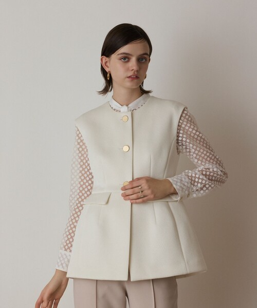 GRACE CONTINENTAL(グレースコンチネンタル)の「ダンボールニットジレジャケット(ノーカラージャケット・レディース・ブラック/キナリ・38/36)」の5枚目の写真